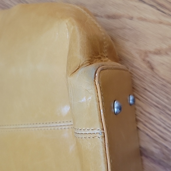 HOBO Handbag - Picture 3 of 10